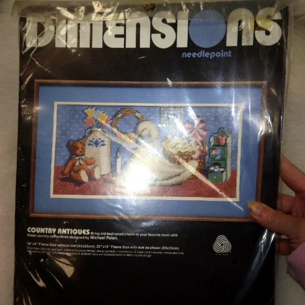 NEEDLEPOINT Dimensions Country Antiques, KIT  NEW